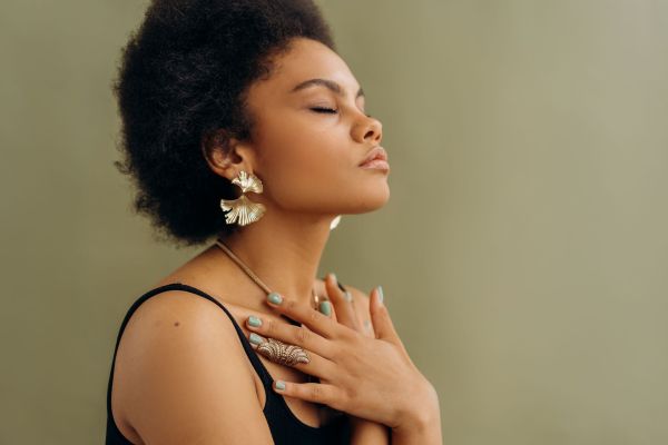 Top styles de boucles d'oreilles à adopter en 2026
