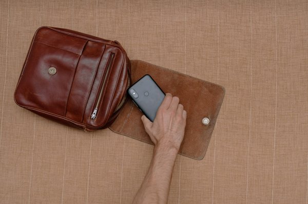 Sacoches de luxe pour hommes : alliez praticité et élégance